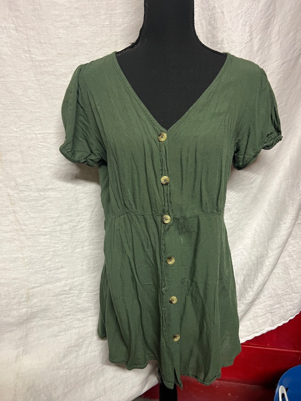 Source Unknown Olive Green Button-Front V-Neck Tunic